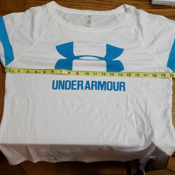 NWOT!!! Under armour Women's M shirt - Picture 4 of 4